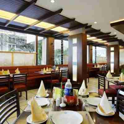 HOTEL SAFAL EXOTICA Dining/Meeting Rooms