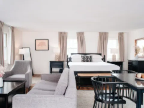 The Ellery Hotels in Hampshire County
