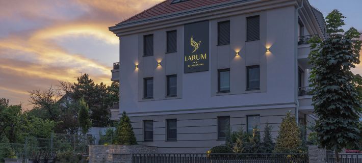 Larum - Balatonfüred Hotels in Balatonfüred