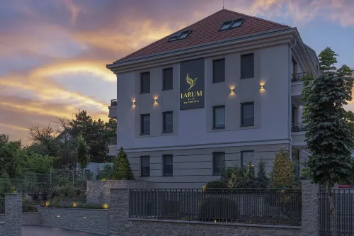Larum - Balatonfüred - 4-Star