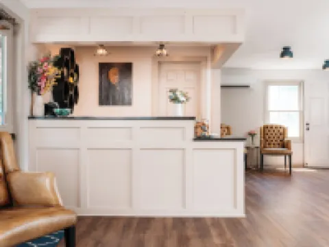 The Ellery Hotels in Hampshire County