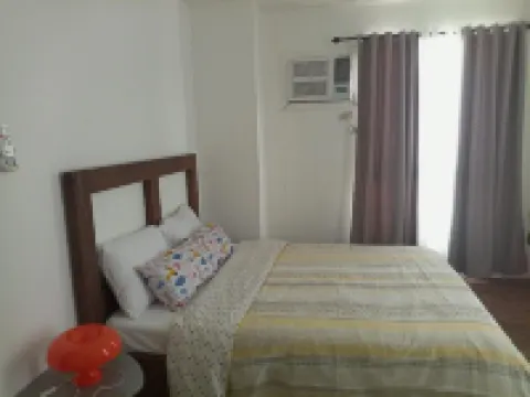 NEW 2-Bedroom PENTHOUSE Condo Unit CENTRIOMall