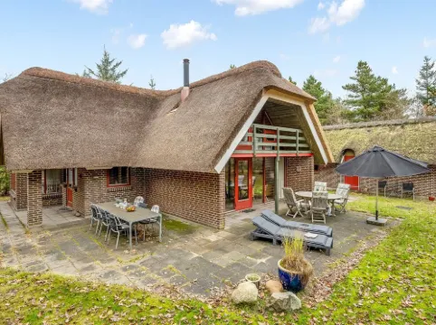 "Alfons" - 600m from the Sea 布拉萬德酒店