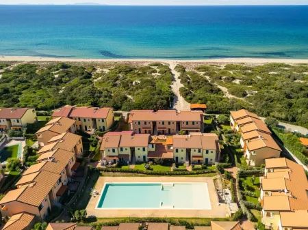 New holiday home with sea view terrace