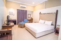 Tryas Hotel - 2-Star