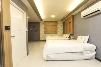 Gyeongju Aru Mini Hotel - Hot Springs
