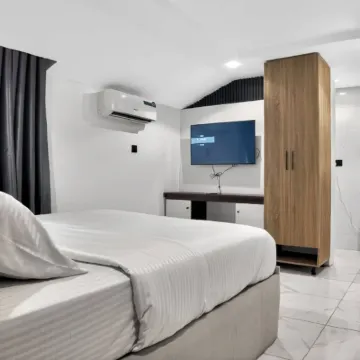 GrandServe Luxury Hotels near Tanzania Embassy