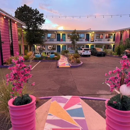 Hotel Zazz