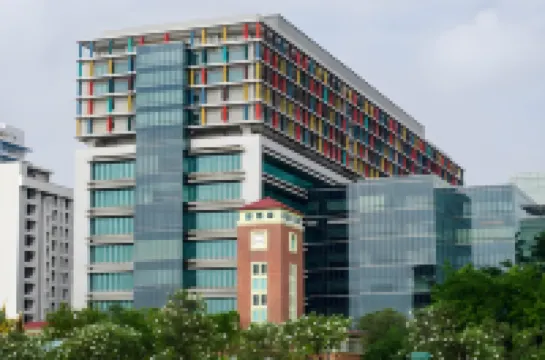 舒適77 鄰近邦班魯火車站的酒店