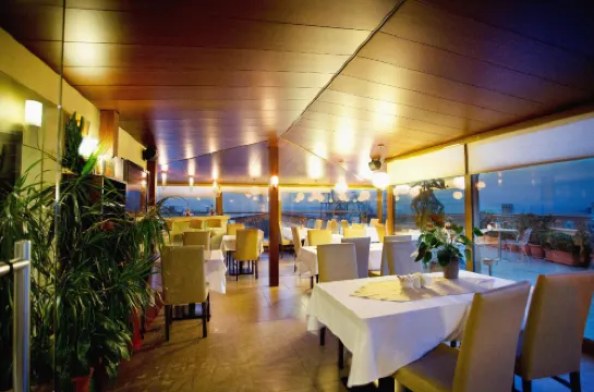 Tan Hotel - Special Category Makanan Photos