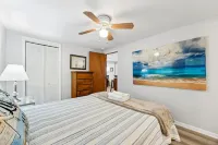 Spacious Beachfront Duplex - Top Floor - Dog Friendly 124 S Fletcher - balcony