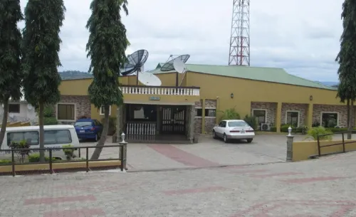 De-Hilltop Guest House Hotels in Lokoja