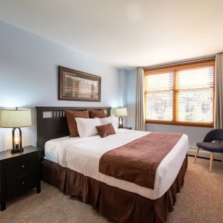 Riverside Condo with the Village and Continental View - Zephyr Mountain Lodge Premium-Rated 2416