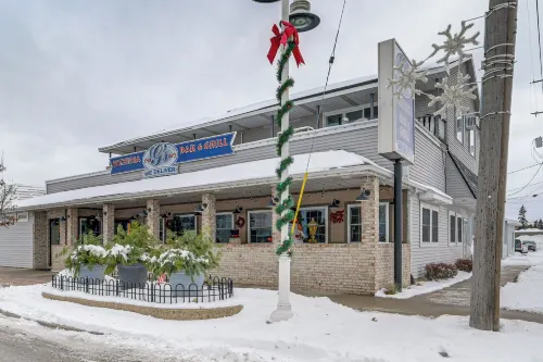 Downtown East Tawas Apt w/ Lake Huron Views - 3-Star
