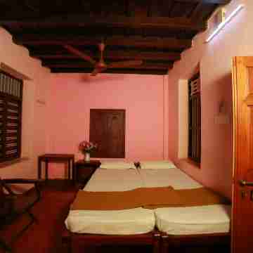 Gurukripa Heritage Rooms