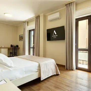 Antum Hotel