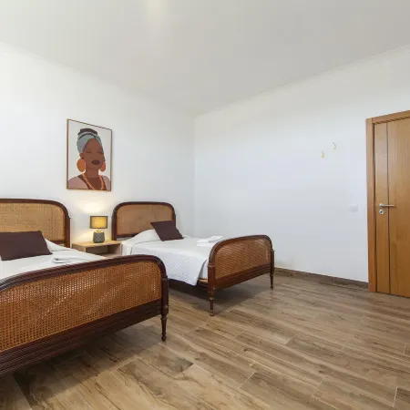 HH 04 - Bedroom 4 in Olive Hills Guesthouse