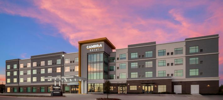 Cambria Hotel Northlake Conference Center - Roanoke Ξενοδοχεία στην πόλη Denton County