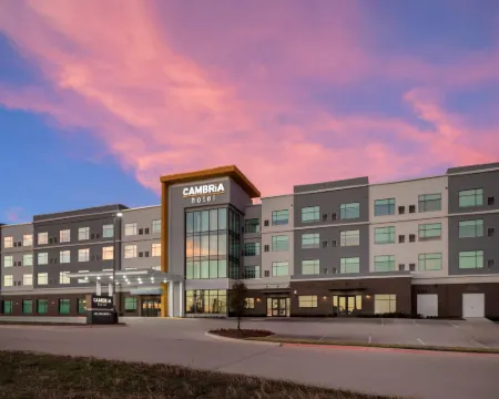 Cambria Hotel Northlake Conference Center - Roanoke Hoteles en Northlake