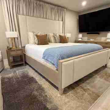 Luxury Escape w/ Heated & Cooled Pool/Spa Rooms