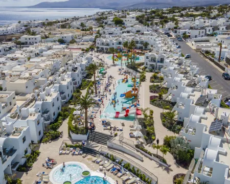 Bakour Lanzarote Splash Hotels in Lanzarote