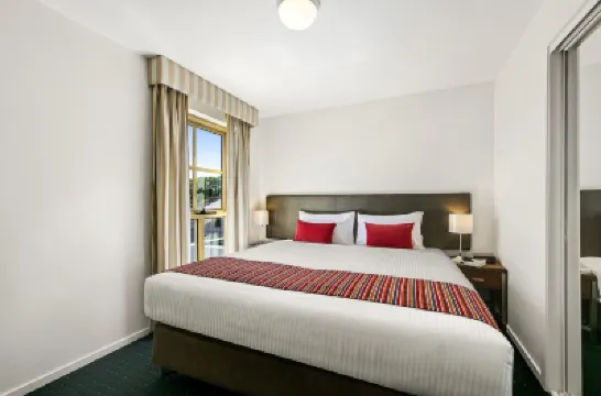 Melbourne Carlton Central Apartment Hotel Official Hotels near Carlton