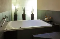 Crowne Plaza TOLUCA-LANCASTER by IHG - Hot Tub