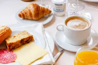 Checkin Travé 飯店 - 早餐