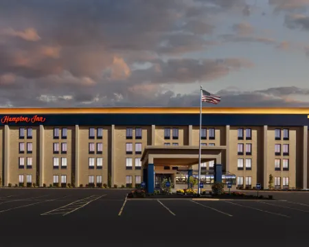 Hampton Inn Cleveland/Solon Hotels in Solon