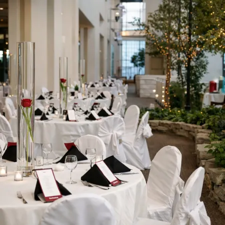Holiday Inn Express & Suites ST. PAUL - WOODBURY by IHG