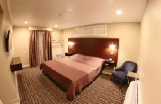 ซานตาครูซ อินน์ ริเวอร์ไซด์