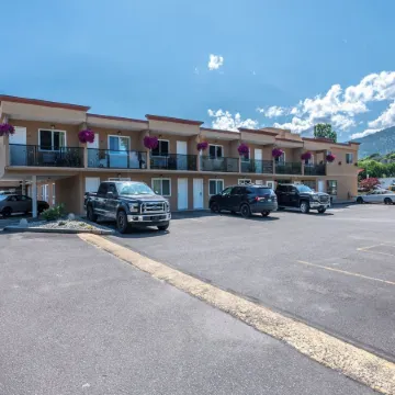 Sahara Courtyard Inn Penticton