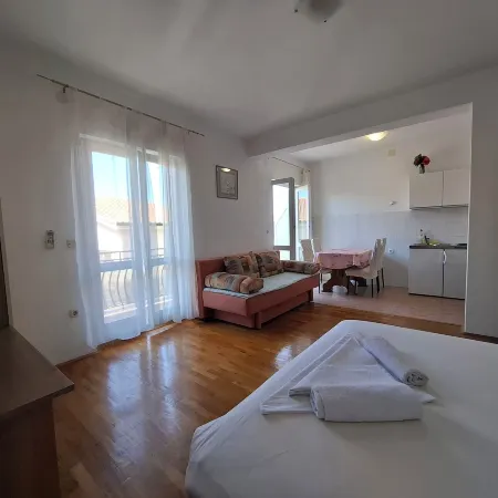 Apartments Zeljko