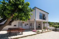 House Francesca