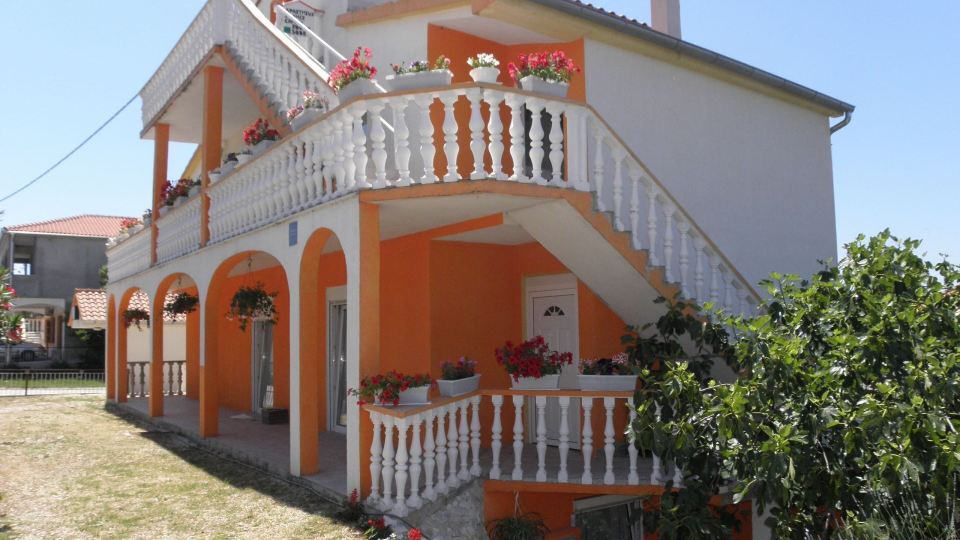 Apartments Zvone