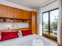 Apartments Goge Hotels in Gradac
