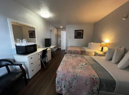 Brewer Motor Inn