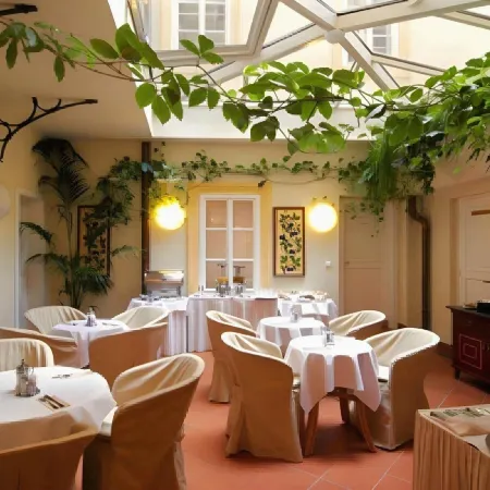 Boutique Hotel Constans