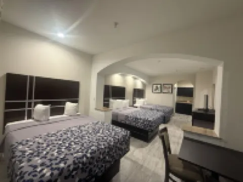 Crystal Inn - Garth Rd Hotels in Baytown