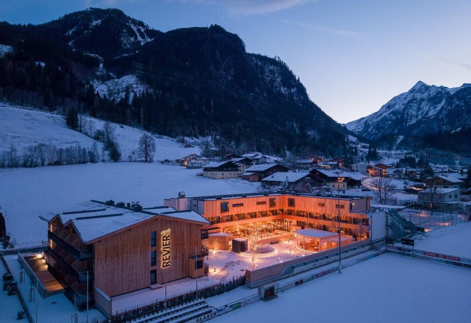 hotel overview picture