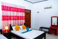 Thathsara Holiday Inn - 2-Star
