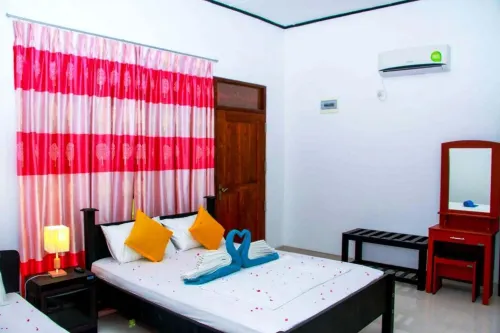 Thathsara Holiday Inn