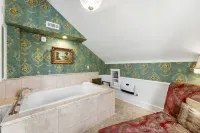 Heber Senator Bed and Breakfast - Hot Tub