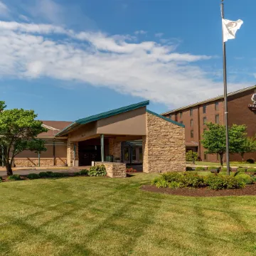 DoubleTree by Hilton Collinsville - St. Louis