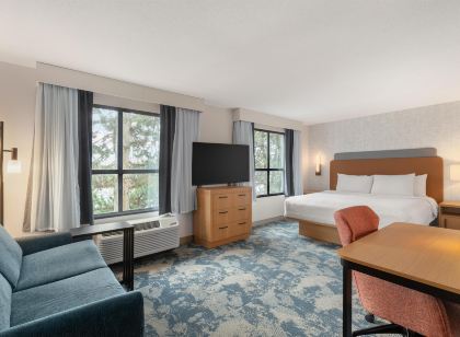 Hampton Inn & Suites by Hilton Langley-Surrey