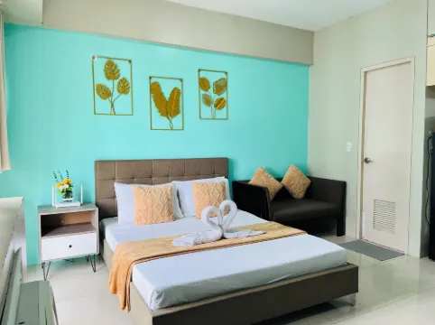 One Palm Tree Villas