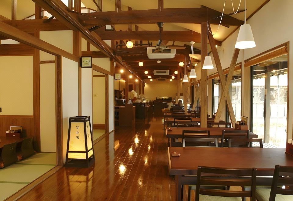 조몬 노 야도 만텐