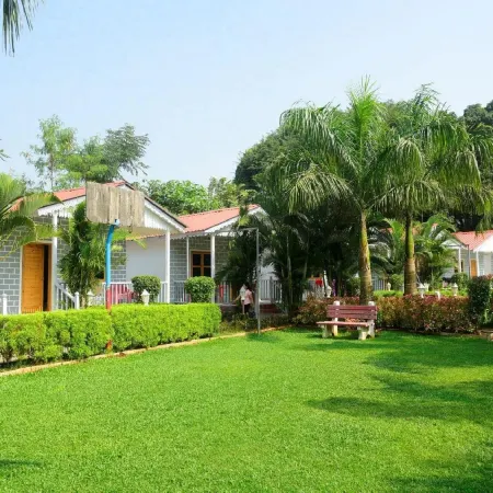 Aanandi Farm and Resort Отели в г. Нерал