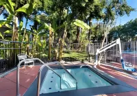 SureStay by Best Western Bakersfield Central - Rooftop Pools