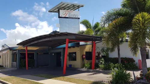 Ayr Traveller's Motel - parking